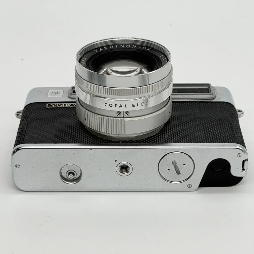 Yashica Electro 35 Rangefinder Camera Yashinon-DX 45mm f1.7 Lens W/ Case Tested